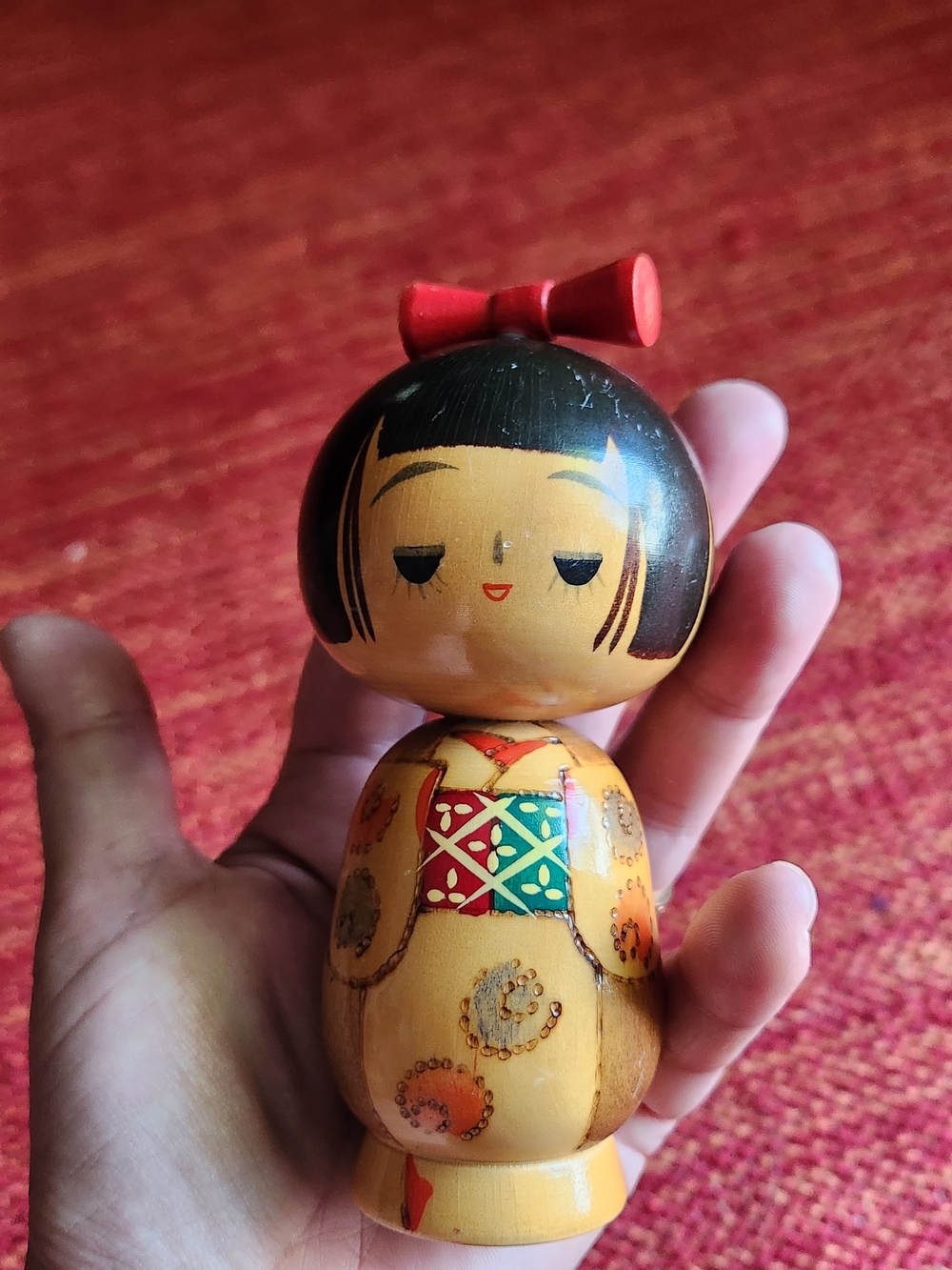 Vintage Kokeshi Doll with Red Bow - Picture 7 of 8